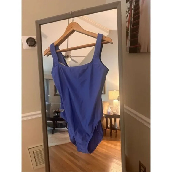 Speedo One Piece Blue‎ Size 12 Swimsuit/Bathingsuit - Picture 1 of 3
